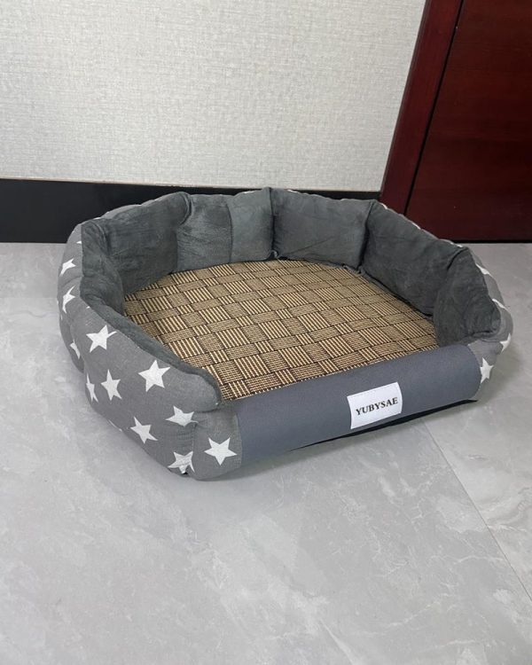 YUBYSAE Round Fluffy Soft Dog Beds,Donut Anti Anxiety Pet Bed,Orthopedic Warm Comfort Pets Beds Cheap