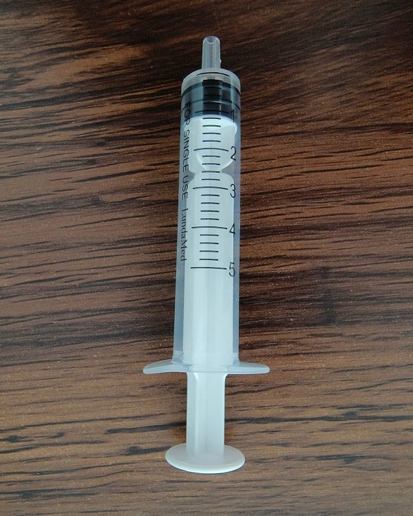 LundaMed 5ml Plastic Syringe with Measurement, No Needle Suitable for Refilling and Measuring Liquids, Feeding Pets Online now